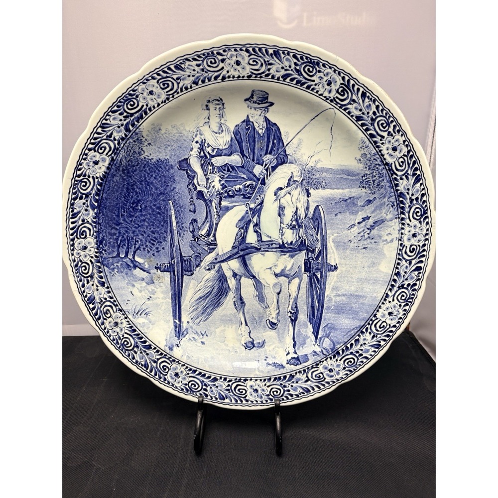 Delfts Royal Sphinx Maastricht BOCH - HORSE CARRIAGE - 15" Charger Plate